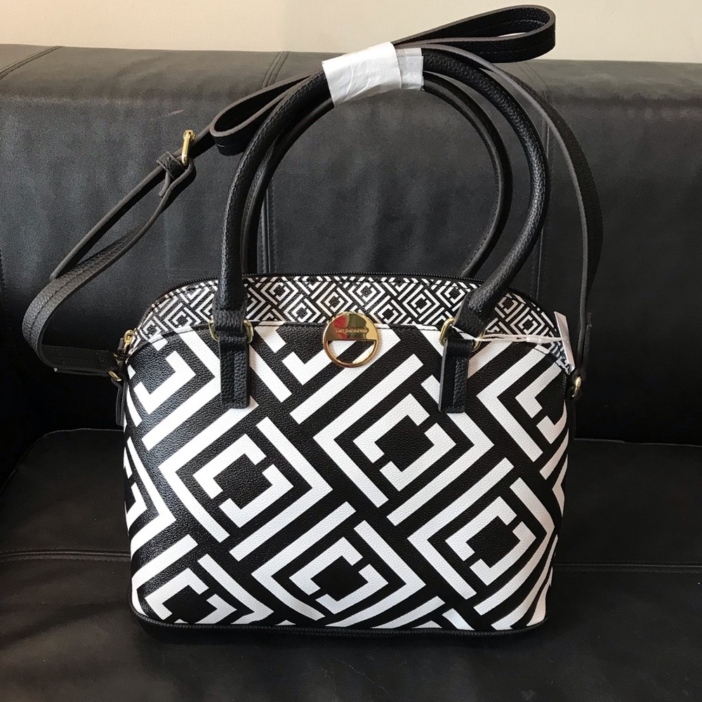 Liz Claiborne Women’s black/white handbag/satchel/dome style/nwt